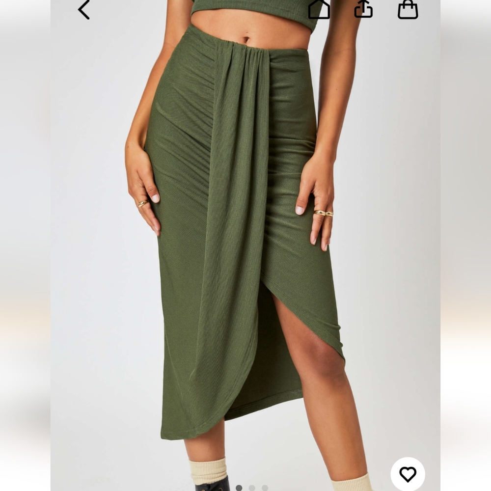 Rib solid ruched slit midi skirt